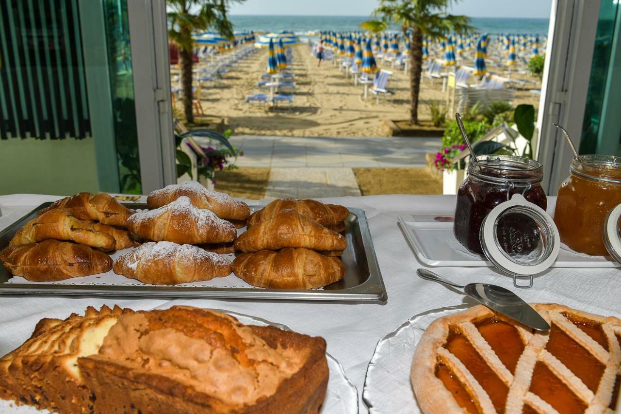 Hotel Souvenir Lido di Jesolo Exterior photo